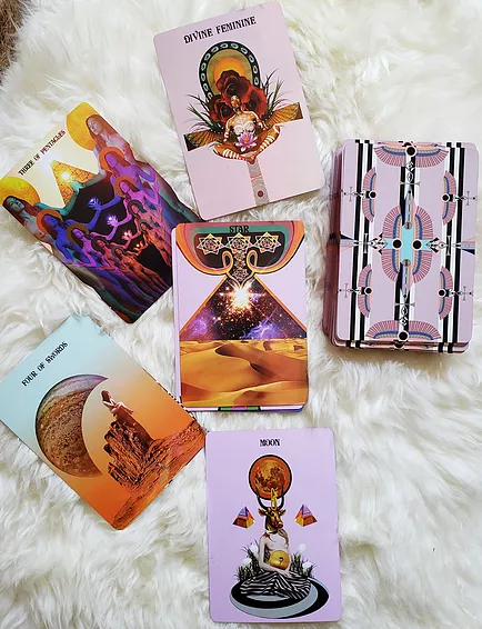 She Wolfe Tarot - Feminist & Empowering Deck She Wolfe Tarot deck box and cards with feminist themes